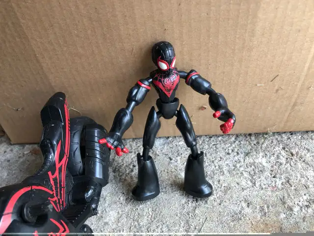 Marvel Super Hero Adventures Figures in Toys & Games in Mississauga / Peel Region - Image 8