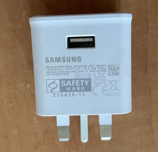 samsung Travel adapter ep ta5ouwe in Cell Phone Accessories in Dartmouth - Image 3