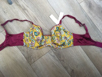 Brand New w Tags- 34D