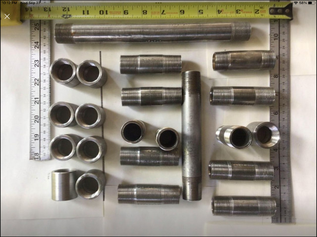 3/4”- 304 Stainless Steel Pipe Nipples & Couplings in Other in St. Catharines