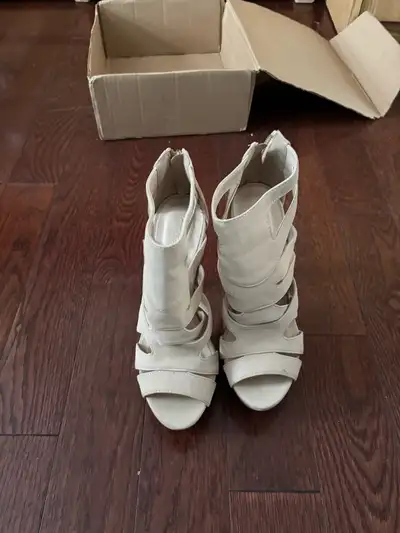 Women’s shoes , View more