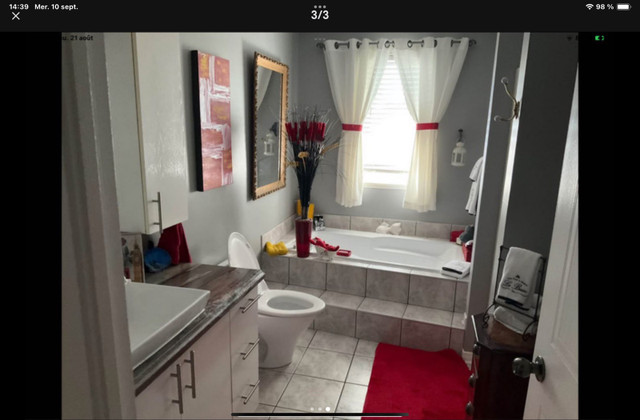 chambre à louer dans Chambres à louer et colocs  à Longueuil/Rive Sud - Image 3