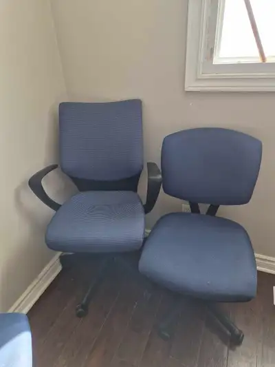 Blue office chairs for sell 25$, View more
