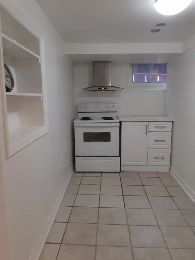 One bedroom basement apartment for rent in Long Term Rentals in City of Toronto - Image 6