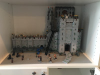 Looking to buy LEGO sets, collection, minifigures (ANY LEGO)