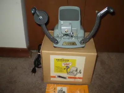 VINTAGE ( VERNON 101 ) 8mm MOVIE EDITOR 1962 New in Original Box, View more