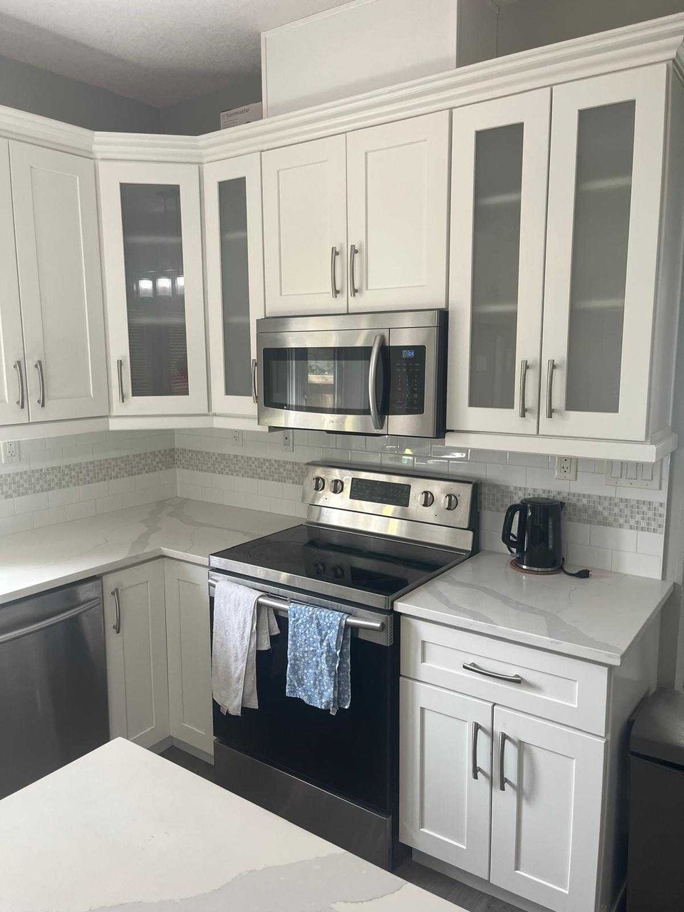 2 bedroom fully furnished 4