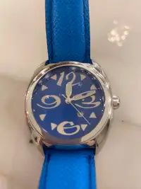 Montre 36mm de marque Sorgentone avec bracelet en cuir bleu