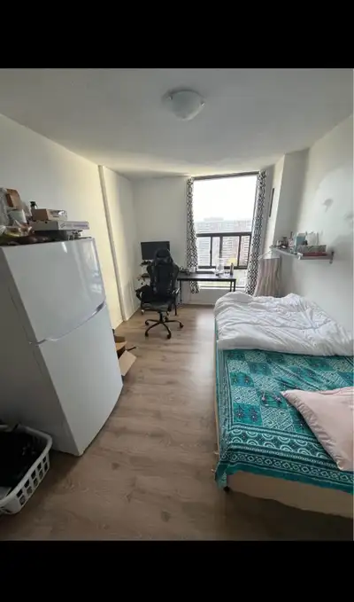 private room for rent available