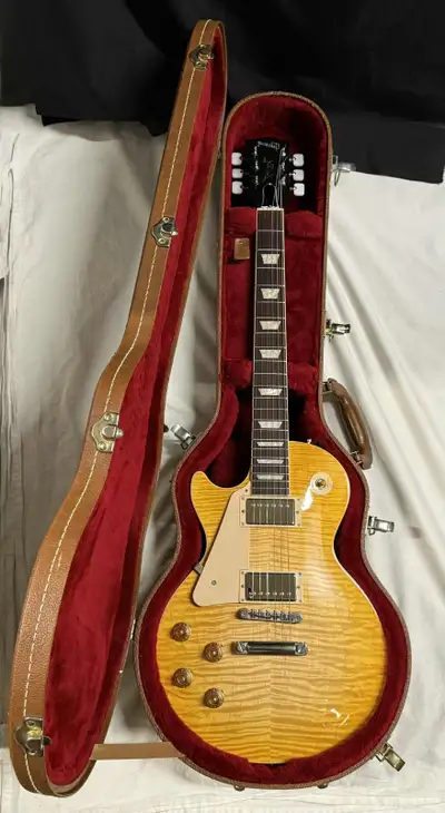 GIBSON LES PAUL 60's standard Lemon burst with Gibson Hard case, View more