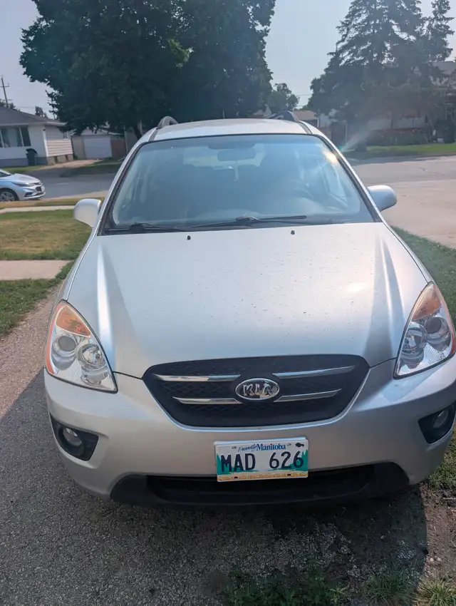 Saftied 2010 Kia Rondo