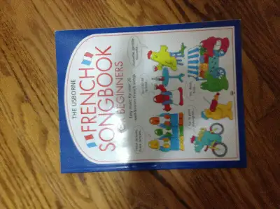 Toddler French songs and music included - great condition