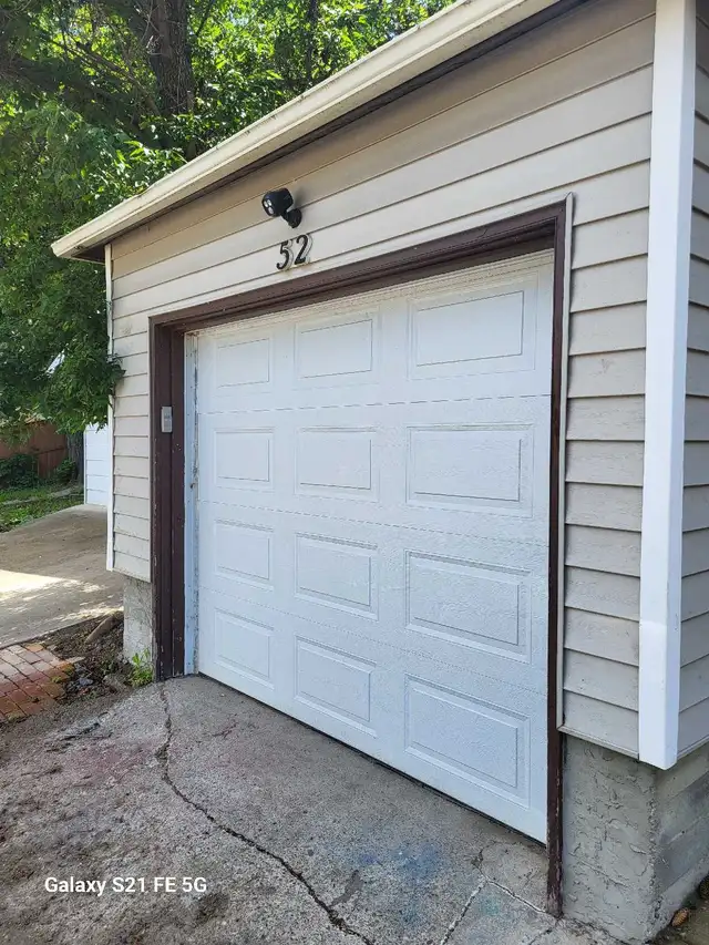 Garage for rent
