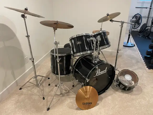 Pearl Export Full Drum Kit in Drums & Percussion in Ottawa - Image 6