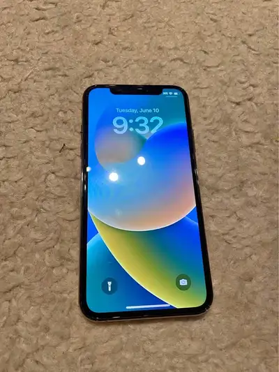 iPhone XS 256G unlocked, View more