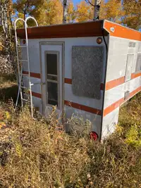 10 ft Over Head Truck Camper 