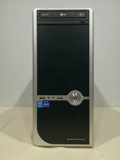i3-4130 Dual-Core 3.4GHz CPU ASUS H81M-C Motherboard 8GB DDR3 RAM WD 500GB HDD Video output ports: D...