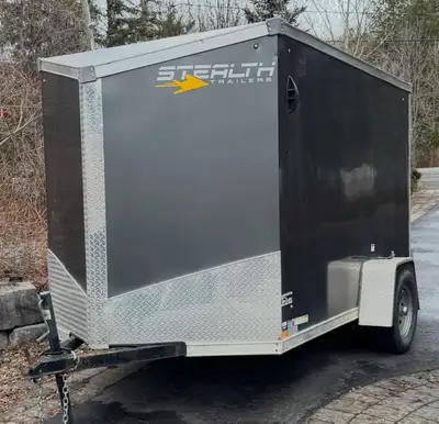 • Size: 5’ x 10’ + V-nose • GVWR: 2,990 lb (no brakes required) • Axle: Single 3,500 lb • Tires: ST2...