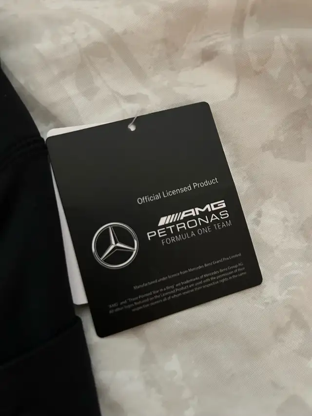 Women’s F1 Mercedes leggings XS in Women's - Bottoms in Calgary - Image 4