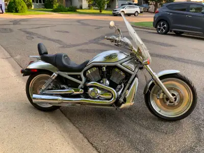 New motor (6400 miles). 100 year anniversary Porchse designed motor (very fast and powerful bike). S...