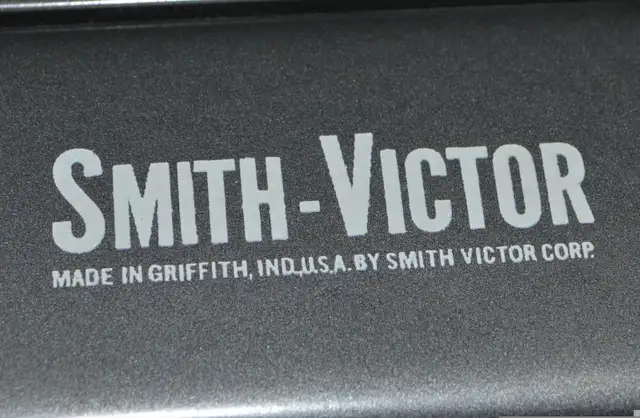 SMITH VICTOR VINTAGE STUDIO LIGHT BAR577851589091010562