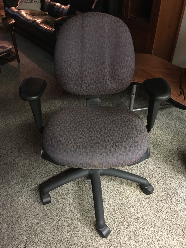 Ergonomic Computer Chair for sale Chairs & Recliners Kitchener