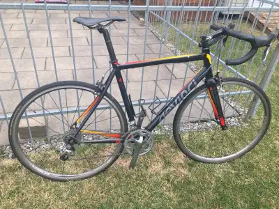 Vélo Devinci Silverstone 2013, View more