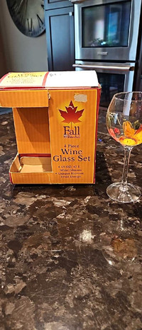 New 4 Fall Wine Glasses