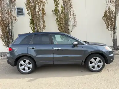 2007 Acura RDX,engine size: 2.3L 4 cylinders,AWD,Gasoline,140172 miles which is 225000km, this nice...
