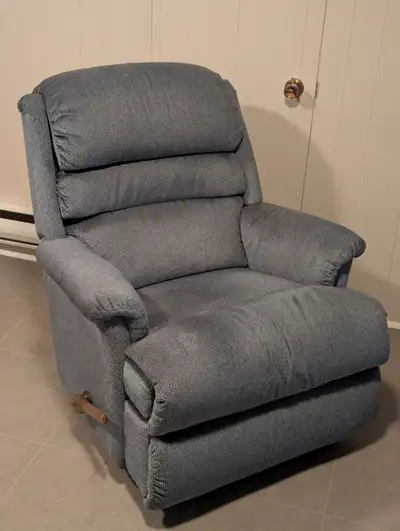 Fauteuil bercant et inclinable, View more