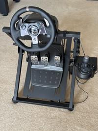Logitech G 920 racing wheel, Logitech shifter and folding stand
