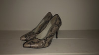 Suzy shier high heels 