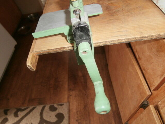 Rug Hooking Cutter-Vintage for Display Only in Hobbies & Crafts in Bridgewater - Image 2