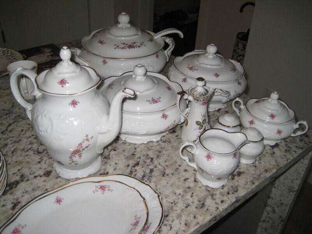 Collectibles and Fine bone china in Garage Sales in Calgary - Image 3