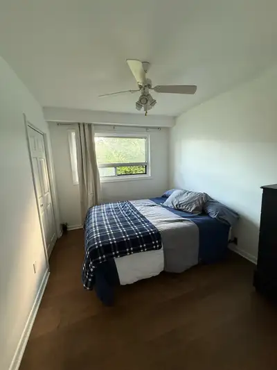 Room For Rent