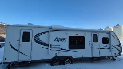 Asking $25,000 OBO New tires 2025, 800 watts solar panels on roof with 20 amp controller. Dual propa...