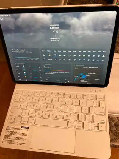 iPad Pro 11" (2021-3rdGen-M1 Gen-Space Black) + Keyboard Case, View more