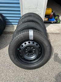 205/60r16 96H Michelin xice winter tires on 5x114.3 Nissan rims