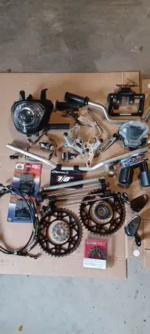 Fits FZ07 and MT07 Yamaha (2014 - 2017) Complete Yamaha LH and RH Forks With Ohlins FSK 108 Kit inst...