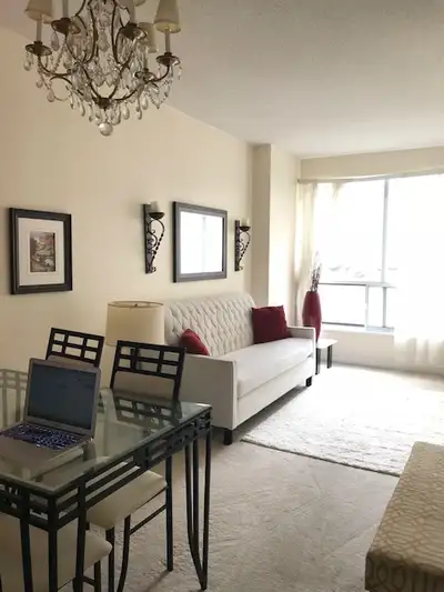 1 WEEK RENTAL TODAY  - JUNE 26TH @ YONGE/BLOOR SBWY