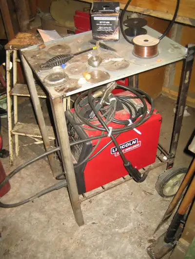Lincoln Electric Weld-Pak 100 c/w spare 0.035 welding wire spool, masks, gloves, accessories, cart,...