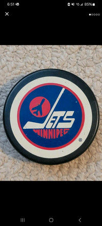 Official NHL game puck 1980s Winnipeg Jets