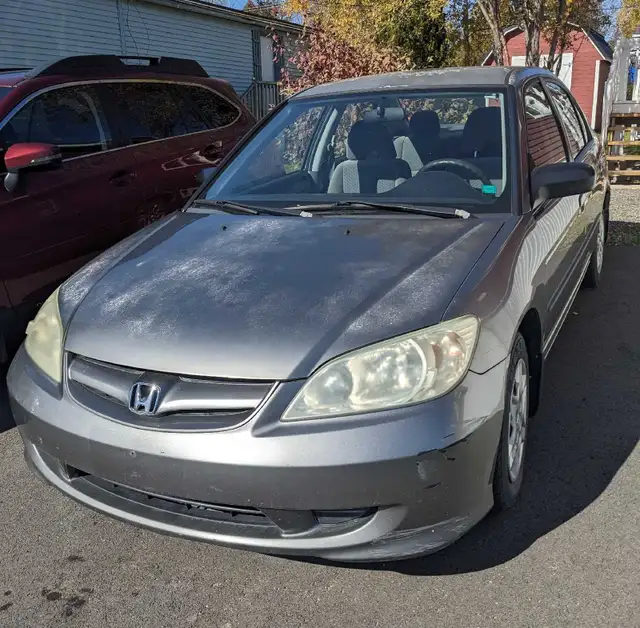 2004 Honda Civic DX 4 door 