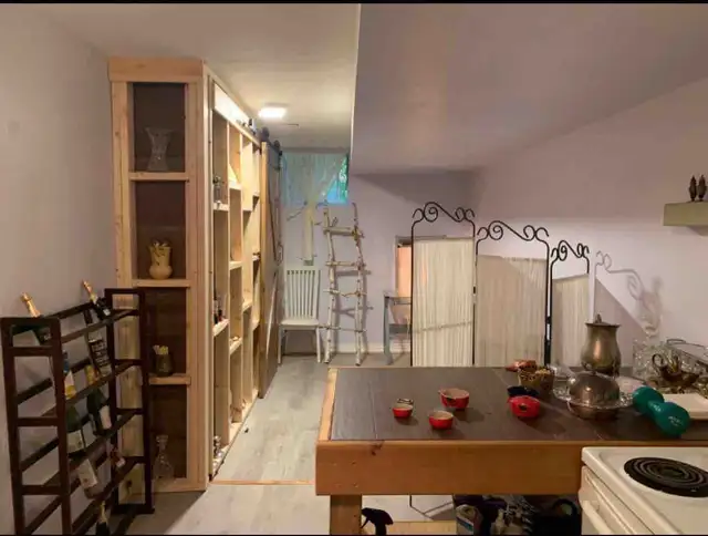 calm stay for rent in Ontario in Canada - Image 3