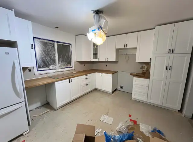 Furniture Assembly Expert (Same Day Available!)561087992488929285