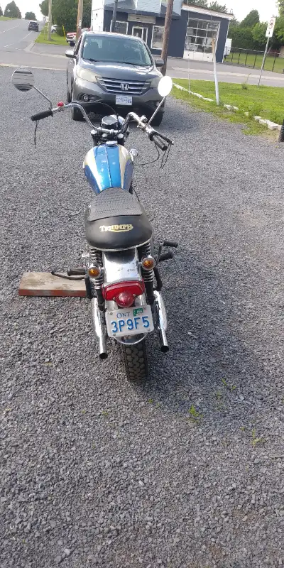 1969 Triumph Bonneville 650. Just spent $ 3000.00 on original parts. runs good.Also have spare parts...