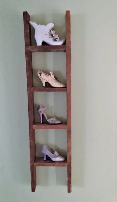 Wooden Shelf in Bookcases & Shelving Units in Mississauga / Peel Region - Image 2
