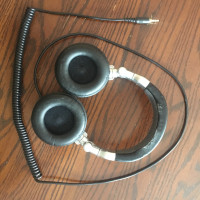 Allen & Heath - Xone Professional DJ Grade Headphones