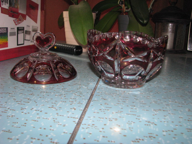 Vintage Gorgeous and Heavy Bohemian Crystal Bowl with lid in Other in Sudbury - Image 4