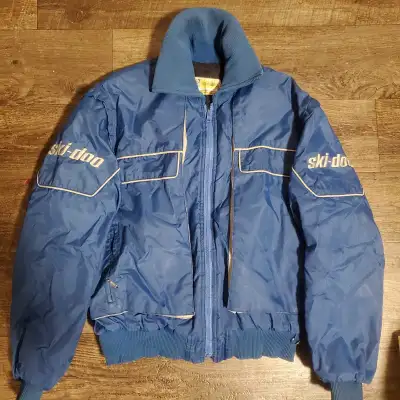Vintage SKI-DOO BRP Snowmobile Jacket Mens Medium Youth Large / XL Excellent condition No wear stain...